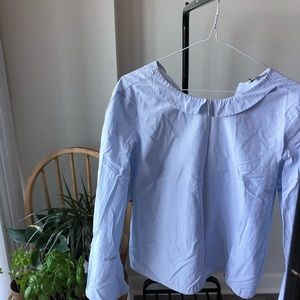 Elegant shirt with flared sleeves